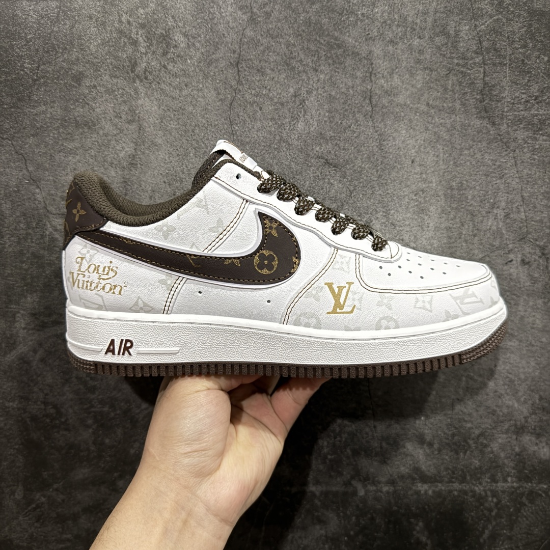 【公司级】NIke Air Force 1 \’07 Low “LV联名n空军一号 中帮 运动鞋 休闲鞋 折边针车 工艺难度大 原楦头原纸板 原装鞋盒 定制五金配件 内置全掌气垫 原厂鞋底 货号：BS8805-601 Size：36 36.5 37.5 38 38.5 39 40 40.5 41 42 42.5 43 44 44.5 45 编码：YB200210-莆田鞋批发中心