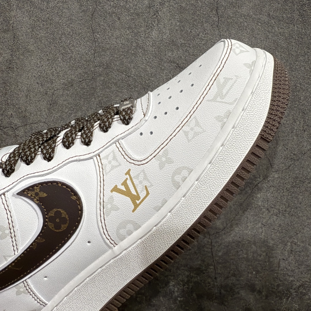 图片[6]-【公司级】NIke Air Force 1 \’07 Low “LV联名n空军一号 中帮 运动鞋 休闲鞋 折边针车 工艺难度大 原楦头原纸板 原装鞋盒 定制五金配件 内置全掌气垫 原厂鞋底 货号：BS8805-601 Size：36 36.5 37.5 38 38.5 39 40 40.5 41 42 42.5 43 44 44.5 45 编码：YB200210-莆田鞋批发中心