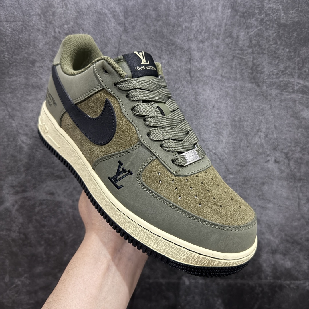 图片[3]-【公司级】NIke Air Force 1 \’07 Low “LV联名n空军一号 中帮 运动鞋 休闲鞋 折边针车 工艺难度大 原楦头原纸板 原装鞋盒 定制五金配件 内置全掌气垫 原厂鞋底 货号：BS8806-223 Size：36 36.5 37.5 38 38.5 39 40 40.5 41 42 42.5 43 44 44.5 45 编码：YB200210-莆田鞋批发中心