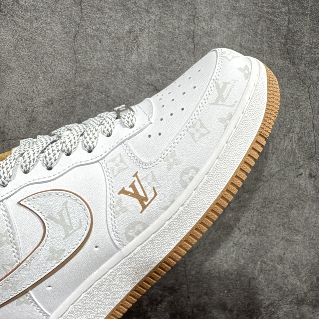 图片[6]-【公司级】NIke Air Force 1 \’07 Low “LV联名n空军一号 中帮 运动鞋 休闲鞋 折边针车 工艺难度大 原楦头原纸板 原装鞋盒 定制五金配件 内置全掌气垫 原厂鞋底 货号：DR9868-300 Size：36 36.5 37.5 38 38.5 39 40 40.5 41 42 42.5 43 44 44.5 45 编码：YB200210-莆田鞋批发中心