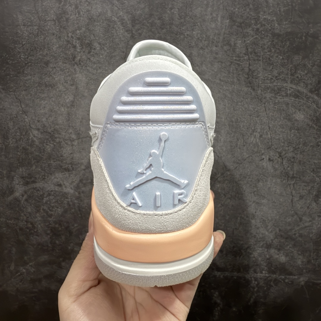 图片[4]-【纯原F版】Air Jordan Legacy AJ312系列 HF3182-100n目前市场最好版本 优于之前各代号版本n真正打破312市场无好货这一说客订原厂楦头 正确磨砂绒感爆裂纹n仅凭后跟爆裂纹就可以区分n一个好的产品无论是任何细节都得是分毫不差的小到字母的色调大到皮质 这都不是任何非原厂材料可以替代的nnn最新原鞋开发 独家鞋底模具 目前市场最正确版型 后跟处饰有标志性爆裂纹覆盖层 正确官方原盒原配整洁度一流 鞋身采用了头层皮制作 平台电商直供首选 售后超低  尺码：36-47.5 编码：SLMF260280-莆田鞋批发中心