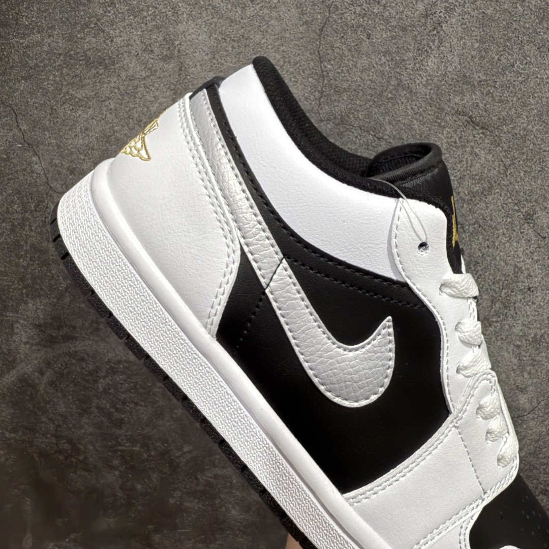图片[7]-【K版】Air Jordan AJ1 Low 低帮 黑白熊猫 553558-172 全新流水线出品 DT版本唯一平替选择 市场第二梯队最强版 全部原鞋开发 原楦原纸板开发 全鞋电脑针车 原厂内置全掌气垫 原盒内在原标 唯一Zp原版鞋带绑法 免检产品 全新2022版型 全头层皮料 完美零毛边处理 原厂配置全掌气垫 价格定位良心 几十个配色陆续出货 尺码：36 36.5 37.5 38 38.5 39 40 40.5 41 42 42.5 43 44 44.5 45 46 47.5-选品中心