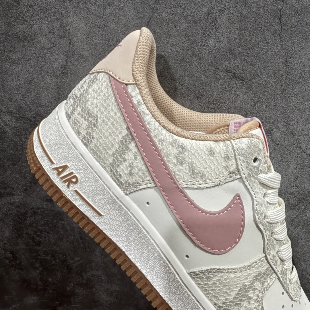 图片[7]-【公司级】Nike Air Force 1 Low 蛇年白棕 空军一号低帮运动休闲板鞋 原楦头原纸板  打造纯正空军版型#专注外贸渠道  全掌内置蜂窝气垫 #原盒配件 原厂中底钢印、拉帮完美  货号：HF2898-100 尺码：36 36.5 37.5 38 38.5 39 40 40.5 41 42 42.5 43 44 44.5 45 编码：LF250260-莆田鞋批发中心