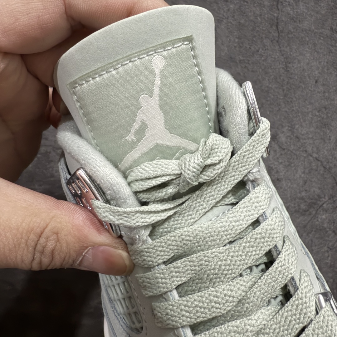 图片[6]-【莞产裁片版】Air Jordan AJ4 \”Seafoam\” 薄荷绿 HV0823-003n原鞋开发原楦原纸板同源开发完美呈现乔4的版型 内侧正确双色网格 还原细节原厂皮料 正确气垫颜色 正确网格工艺 正确拉帮工艺 全鞋原装材料制作 原档案原模具打造 支持全方位与正品对比  尺码：40.5 41 42 42.5 43 44 44.5 45 46 47.5 48.5 编码：BD470500-莆田鞋批发中心