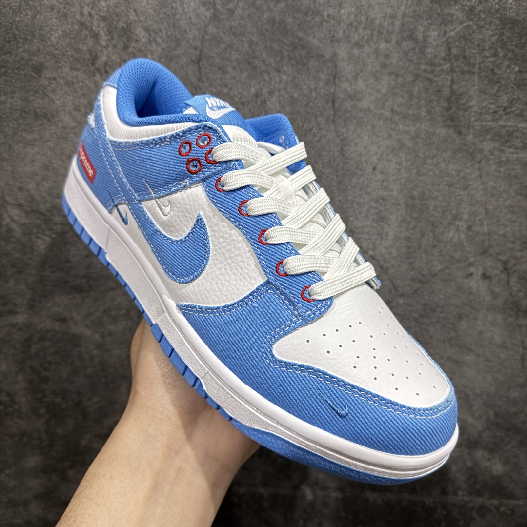 图片[3]-【定制版】Nk SB Dunk Low Supreme联名-织布蓝勾 周年高端定制 低帮休闲板鞋 #定制鞋盒 大厂纯原品质出货 超高清洁度 皮料切割干净无任何毛边 细节完美货号：KK1888-015   尺码：36 36.5 37.5 38 38.5 39 40 40.5 41 42 42.5 43 44 44.5 45 编码：HXS260280-莆田鞋批发中心