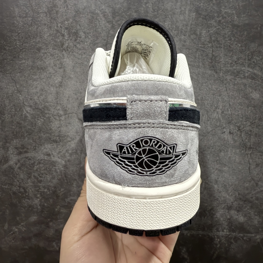 图片[4]-【定制版】Air Jordan 1 Low AJ1 乔1 北面联名-灰黑脚趾 高端定制 低帮复古篮球鞋rn#定制鞋盒 大厂纯原品质出货 超高清洁度 皮料切割干净无任何毛边 细节完美 r 货号：XX3318-512 尺码：36 36.5 37.5 38 38.5 39 40 40.5 41 42 42.5 43 44 44.5 45  编码：HXS320340-莆田鞋批发中心