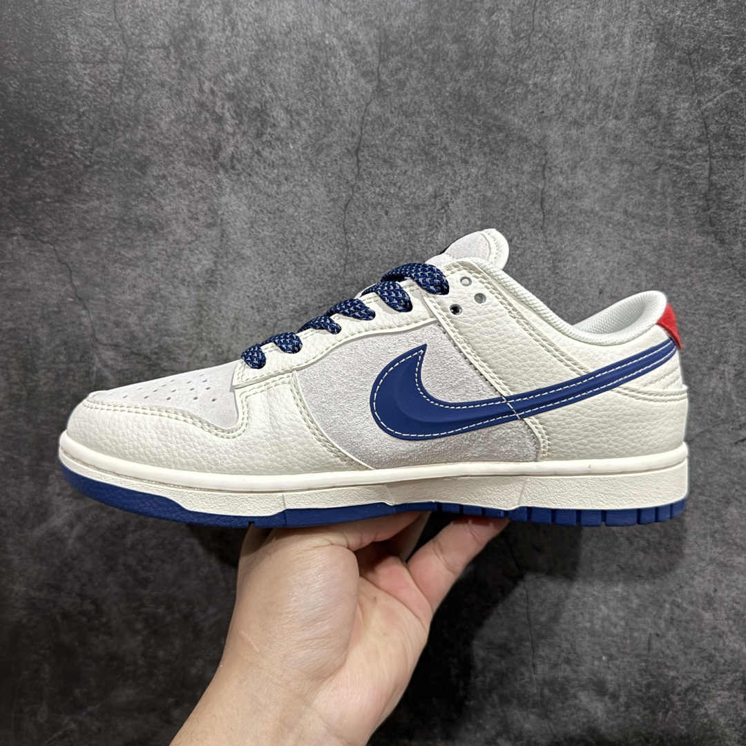 图片[2]-【定制版】Nk SB Dunk Low Supreme联名-米白3D藏蓝勾 周年高端定制 低帮休闲板鞋 FC1688-204rn#定制鞋盒 大厂纯原品质出货 超高清洁度 皮料切割干净无任何毛边 细节完美r 尺码：36 36.5 37.5 38 38.5 39 40 40.5 41 42 42.5 43 44 44.5 45 编码：HXS320340-莆田鞋批发中心