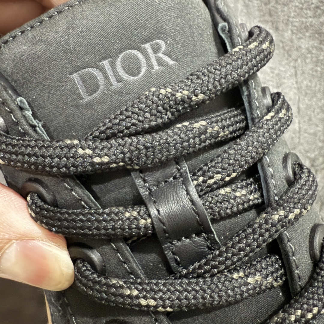 图片[7]-【总裁版本】Stone Island x Dior B33 Tennis Do Cotton 石头岛迪奥联名复古休闲板鞋 Dior B33 迪奥印花系带时尚运动板鞋网球鞋 全套原厂新版原纸板楦头开发 原厂特供皮料加持 原档数据大底 高频字母排版细节 还原 Zp 高端零售特供批次 2023秋季新品 彰显非凡的精湛工艺 重新诠释经典的网球鞋 时尚的廓形突显厚实感 采用全新的拉绒马海毛针织面料 突显柔软触感与富有层次感的流行色彩 搭配棕色绒面革镶片提升格调 别具一格的加垫鞋舌点缀以压花效果Dior标志 后侧点缀以Dior 30Avenue Montaigne标志 可为各式休闲造型增添时尚气质  尺码：40 41 42 43 44 45 46 编码：NM400430-莆田鞋批发中心