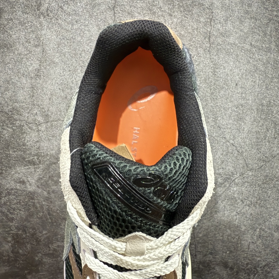 图片[8]-【纯原福利】Asics Gel-1130 亚瑟士系列低帮复古休闲运动慢跑鞋n亚瑟士1130  系列 6色 纯原  工厂年底资金压力 回血过年 特价清一波‼️整双鞋在鞋面部分选用网眼布与皮革相互连接，在鞋面银色金属质感的线条中，ASICS 品牌标志性的虎爪 Logo 出现在鞋身侧面，既展现出复古美感，又加深了整双鞋的层次感。搭载着 Ortholite 鞋垫，之后再辅以 GEL 缓震胶中底和耐磨大底，在提升上脚舒适性的同时，在缓震脚感以及耐磨抓地力方面也能满足日常运动需求。 尺码：36 37 37.5 38 39.5 40 40.5 41.5 42 42.5 43.5 44 45 编码：WE180190-莆田鞋批发中心