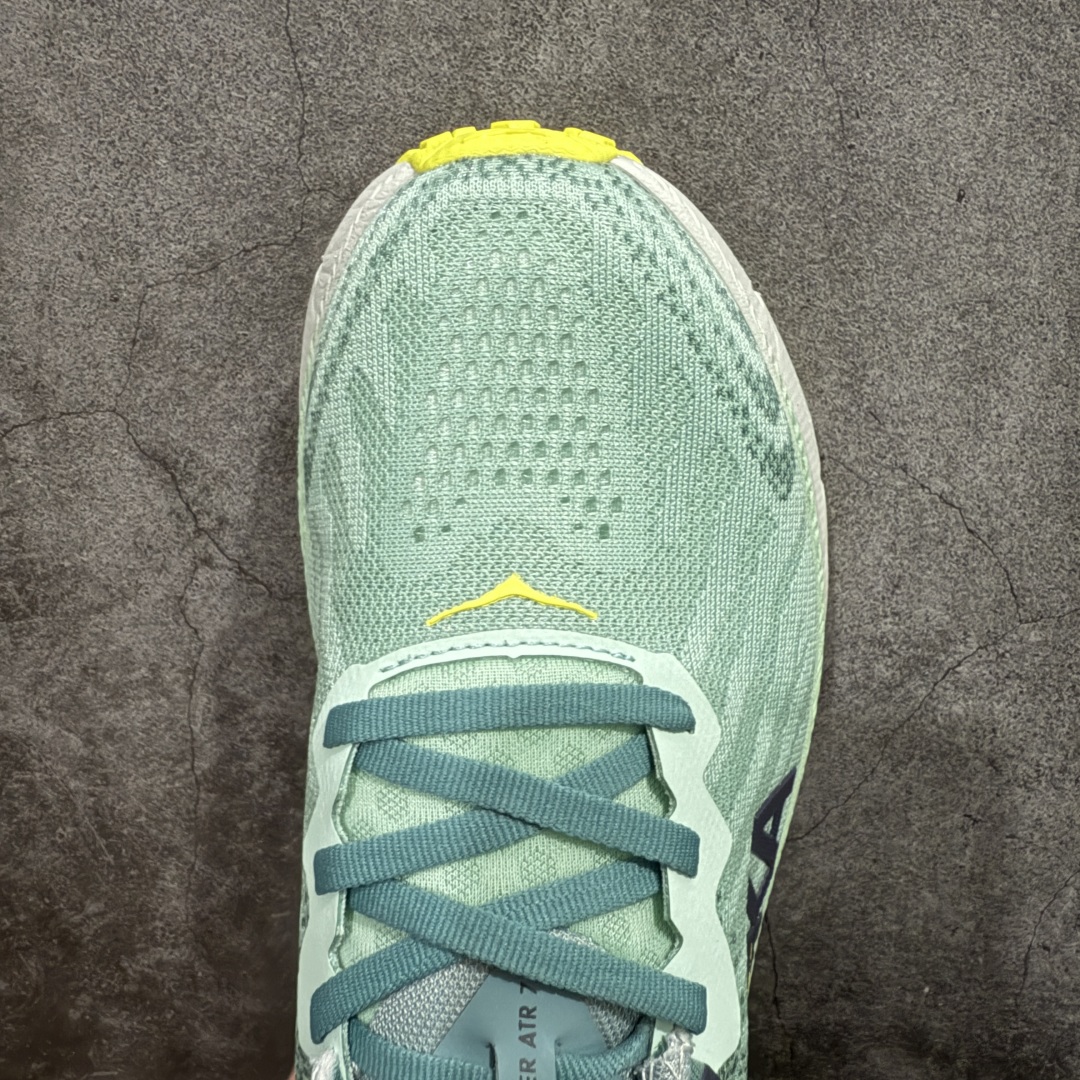 图片[5]-【特价福利】HOKA ONE ONE Challenger ATR 7 挑战者七代轻便耐磨防滑跑步鞋新一代Challenger泡棉中底减重10% 增加3mm强化缓震、打造Q弹脚感 后跟采用延伸设计 加强跟腱保护、便于穿脱 搭配环保工程网布增加透气、短靴细节防止碎石进入 重新设计的大底以轮胎刻纹为灵感 以更密集的全大底水波刻纹 搭配加大面积的高耐磨橡胶与4mm大刻纹设计 增加整体抓地力与稳定性SIZE：36 36.5 37.5 38 38.5 39 40 40.5 41 42 42.5 43 44 44.5 45 编码：LDS210220-莆田鞋批发中心