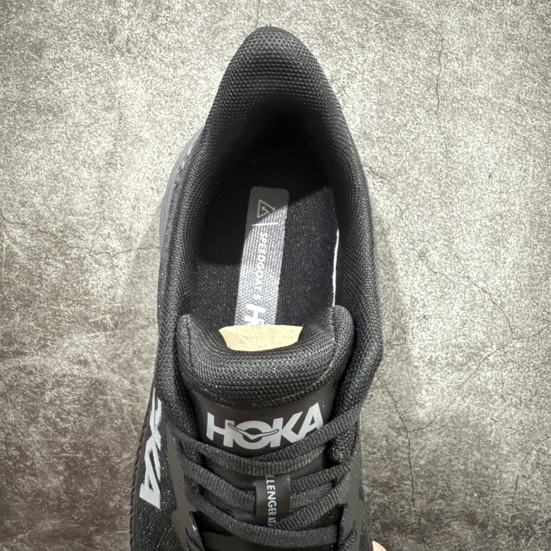 图片[8]-【特价福利】HOKA ONE ONE Challenger ATR 7 挑战者七代轻便耐磨防滑跑步鞋新一代Challenger泡棉中底减重10% 增加3mm强化缓震、打造Q弹脚感 后跟采用延伸设计 加强跟腱保护、便于穿脱 搭配环保工程网布增加透气、短靴细节防止碎石进入 重新设计的大底以轮胎刻纹为灵感 以更密集的全大底水波刻纹 搭配加大面积的高耐磨橡胶与4mm大刻纹设计 增加整体抓地力与稳定性SIZE：36 36.5 37.5 38 38.5 39 40 40.5 41 42 42.5 43 44 44.5 45 编码：LDS210220-莆田鞋批发中心