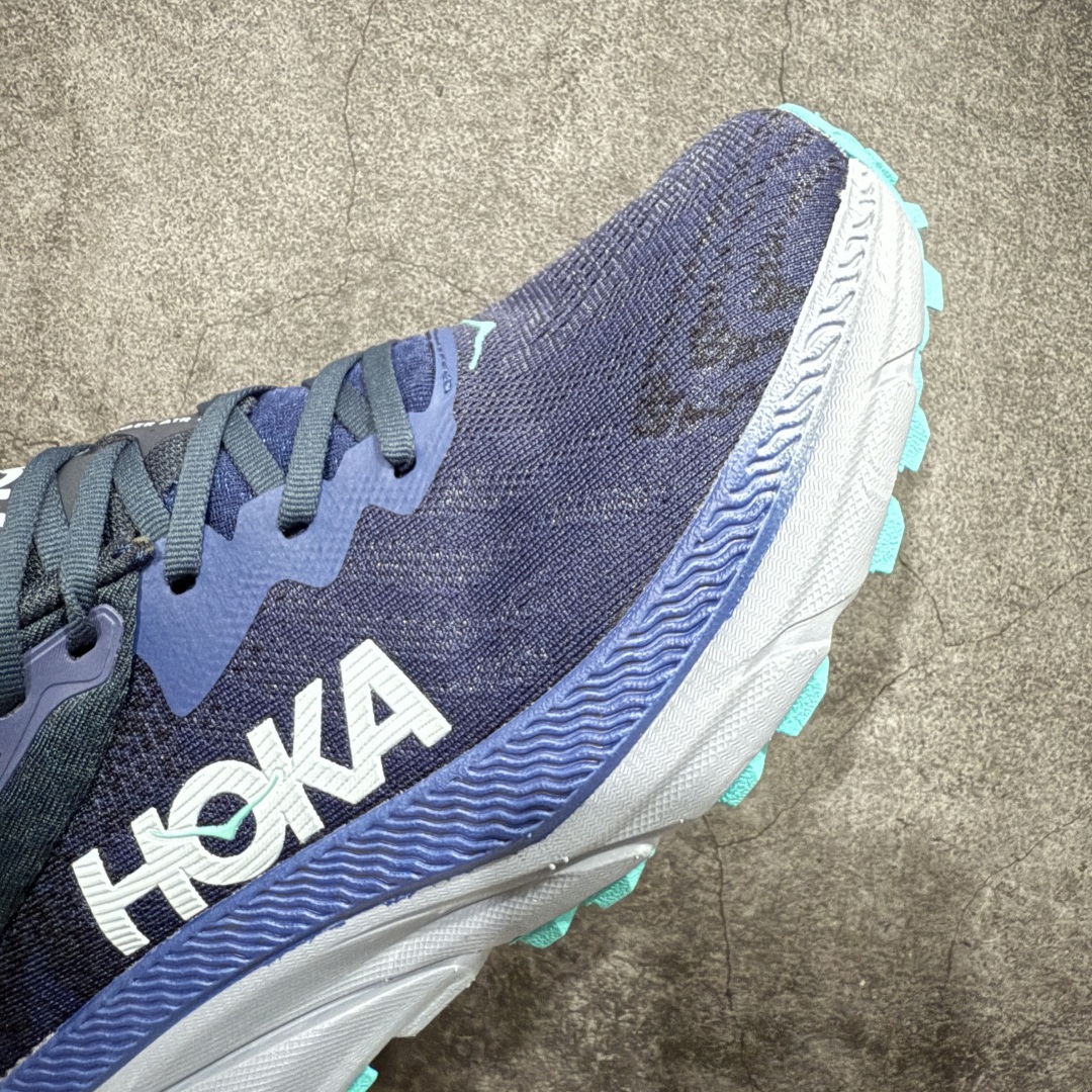 图片[6]-【特价福利】HOKA ONE ONE Challenger ATR 7 挑战者七代轻便耐磨防滑跑步鞋新一代Challenger泡棉中底减重10% 增加3mm强化缓震、打造Q弹脚感 后跟采用延伸设计 加强跟腱保护、便于穿脱 搭配环保工程网布增加透气、短靴细节防止碎石进入 重新设计的大底以轮胎刻纹为灵感 以更密集的全大底水波刻纹 搭配加大面积的高耐磨橡胶与4mm大刻纹设计 增加整体抓地力与稳定性SIZE：36 36.5 37.5 38 38.5 39 40 40.5 41 42 42.5 43 44 44.5 45 编码：LDS210220-莆田鞋批发中心