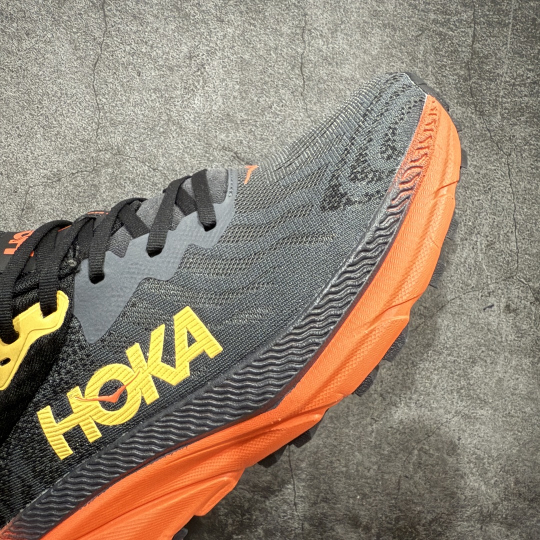 图片[6]-【特价福利】HOKA ONE ONE Challenger ATR 7 挑战者七代轻便耐磨防滑跑步鞋新一代Challenger泡棉中底减重10% 增加3mm强化缓震、打造Q弹脚感 后跟采用延伸设计 加强跟腱保护、便于穿脱 搭配环保工程网布增加透气、短靴细节防止碎石进入 重新设计的大底以轮胎刻纹为灵感 以更密集的全大底水波刻纹 搭配加大面积的高耐磨橡胶与4mm大刻纹设计 增加整体抓地力与稳定性SIZE：36 36.5 37.5 38 38.5 39 40 40.5 41 42 42.5 43 44 44.5 45 编码：LDS210220-莆田鞋批发中心