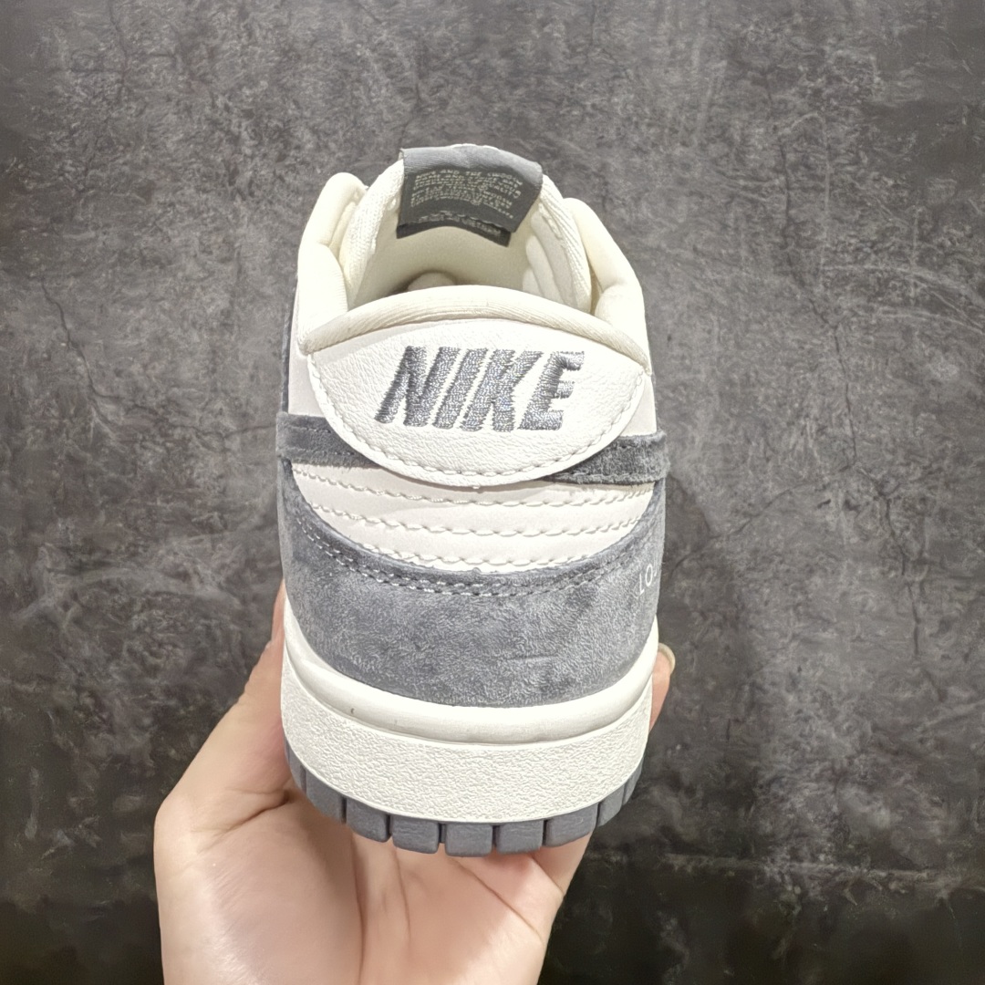 图片[4]-【定制款】Nk SB Dunk Low Dunk系列复古低帮休闲百搭板鞋 CH8311-274 定制鞋盒 大厂流水作业生产 超高清洁度 皮料切割干净无任何毛边 细节完美 r 尺码：36 36.5 37.5 38 38.5 39 40 40.5 41 42 42.5 43 44 44.5 45  编码：YB280300-莆田鞋批发中心