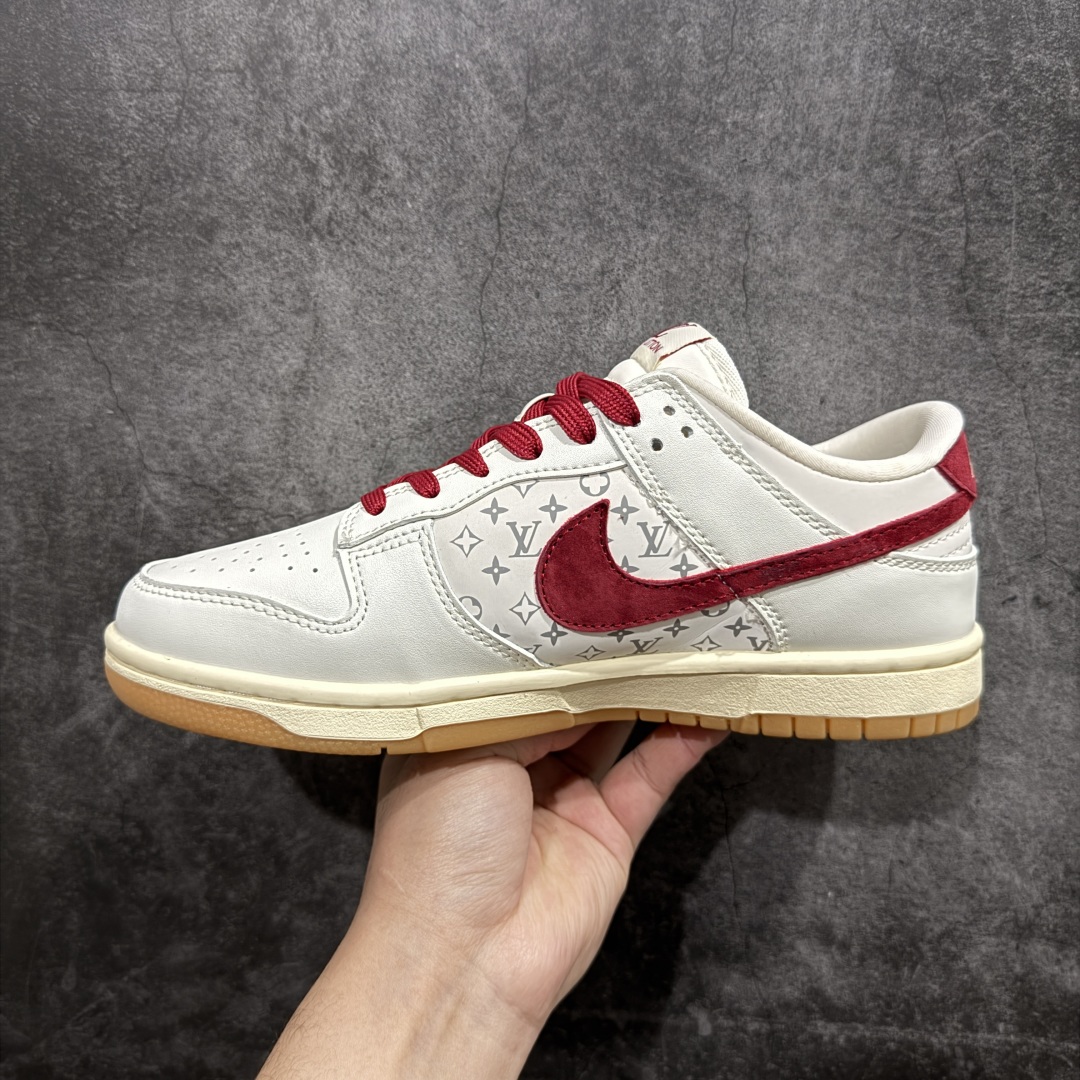 图片[2]-【定制款】Nk SB Dunk Low Dunk系列复古低帮休闲百搭板鞋 CH8311-276 定制鞋盒 大厂流水作业生产 超高清洁度 皮料切割干净无任何毛边 细节完美 r 尺码：36 36.5 37.5 38 38.5 39 40 40.5 41 42 42.5 43 44 44.5 45  编码：YB280300-莆田鞋批发中心