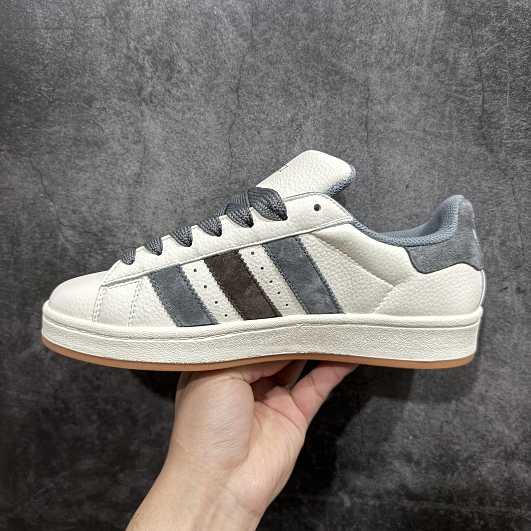 图片[2]-【定制版】Adidas Originals Campus 00s 古驰联名n专柜同步配色  面包鞋系列n鞋身采用绒面皮料搭配常规皮革质感上还是延续了经典 Campus 的设计独家原厂反绒皮 头层三扛n原鞋开发 正确版型 细节无敌n完美清洁度 全网最高最性价比版本 官方货号：LJ5108 尺码：36 36.5 37.5 38 38.5 39 40 40.5 41 42 42.5 43 44 44.5 45 编码：CC260280-莆田鞋批发中心