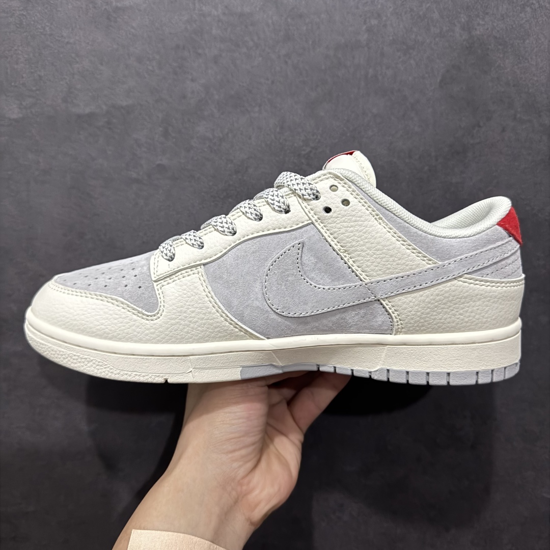 图片[2]-【定制版】Nk SB Dunk Low 斯图西联名 米灰灰勾 周年高端定制 低帮休闲板鞋 FC1688-206rn#定制鞋盒 大厂纯原品质出货 超高清洁度 皮料切割干净无任何毛边 细节完美 r 尺码：36 36.5 37.5 38 38.5 39 40 40.5 41 42 42.5 43 44 44.5 45  编码：HXS320340-莆田鞋批发中心