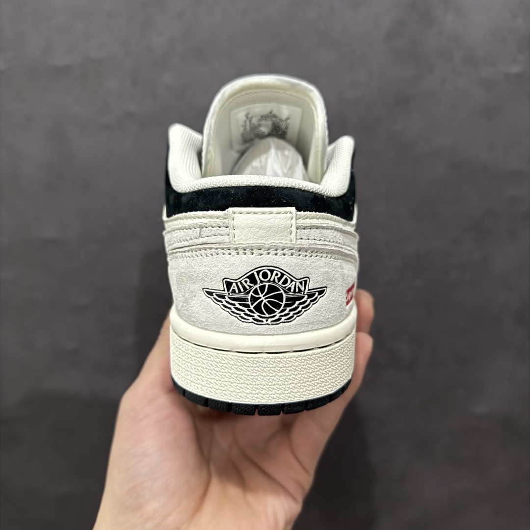 图片[4]-【定制版】Air Jordan 1 Low AJ1 乔1 Supreme联名 蜘蛛 高端定制 低帮复古篮球鞋 XS6086-007rn#定制鞋盒 大厂纯原品质出货 超高清洁度 皮料切割干净无任何毛边 细节完美 r 尺码：36 36.5 37.5 38 38.5 39 40 40.5 41 42 42.5 43 44 44.5 45 编码：HXS320340-莆田鞋批发中心