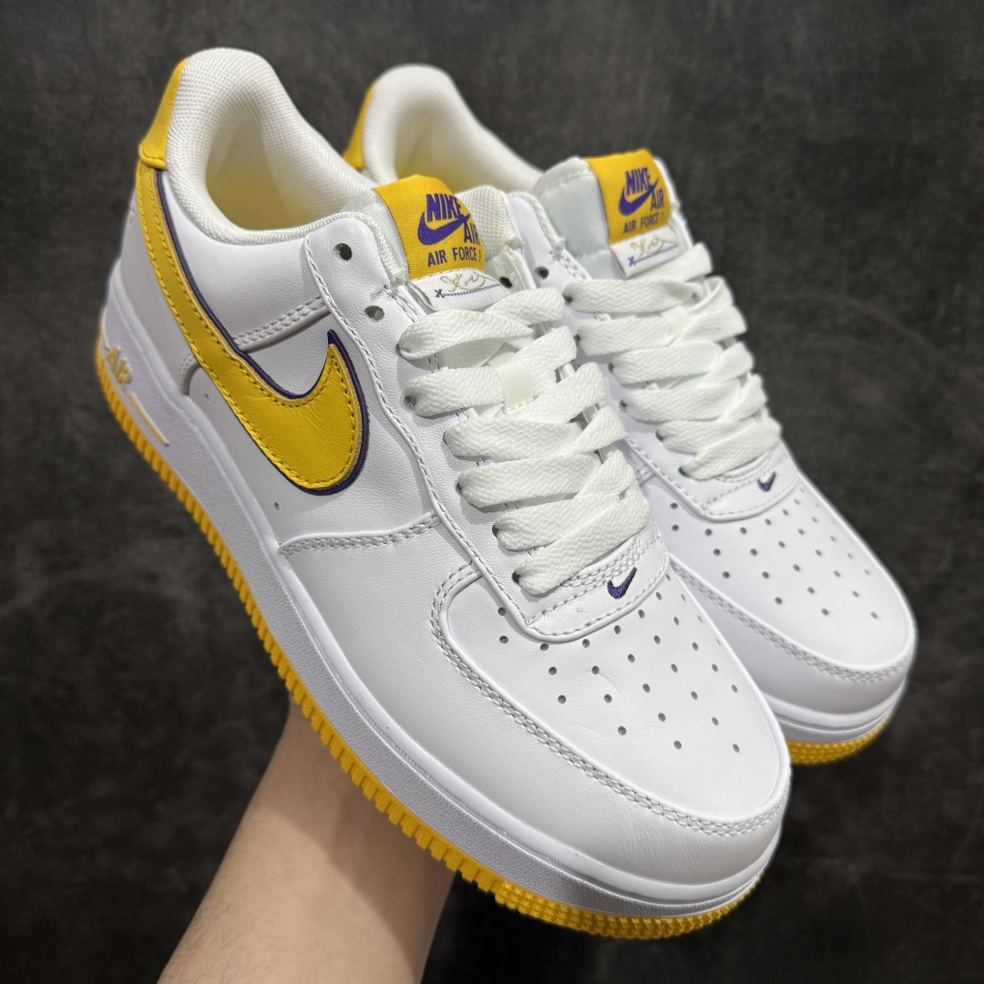 【外贸owf纯原】Nk Air Force 1\’07 Low Kobe 科比 全头层 空军一号低帮休闲板鞋n外贸大厂出品 原版开发打造n原厂头层皮 原楦原纸板纯正空军版型 内置全掌气垫 货号：FZ1151-100 尺码：36 36.5 37.5 38 38.5 39 40 40.5 41 42 42.5 43 44 44.5 45 46  编码：OW440470-莆田鞋批发中心