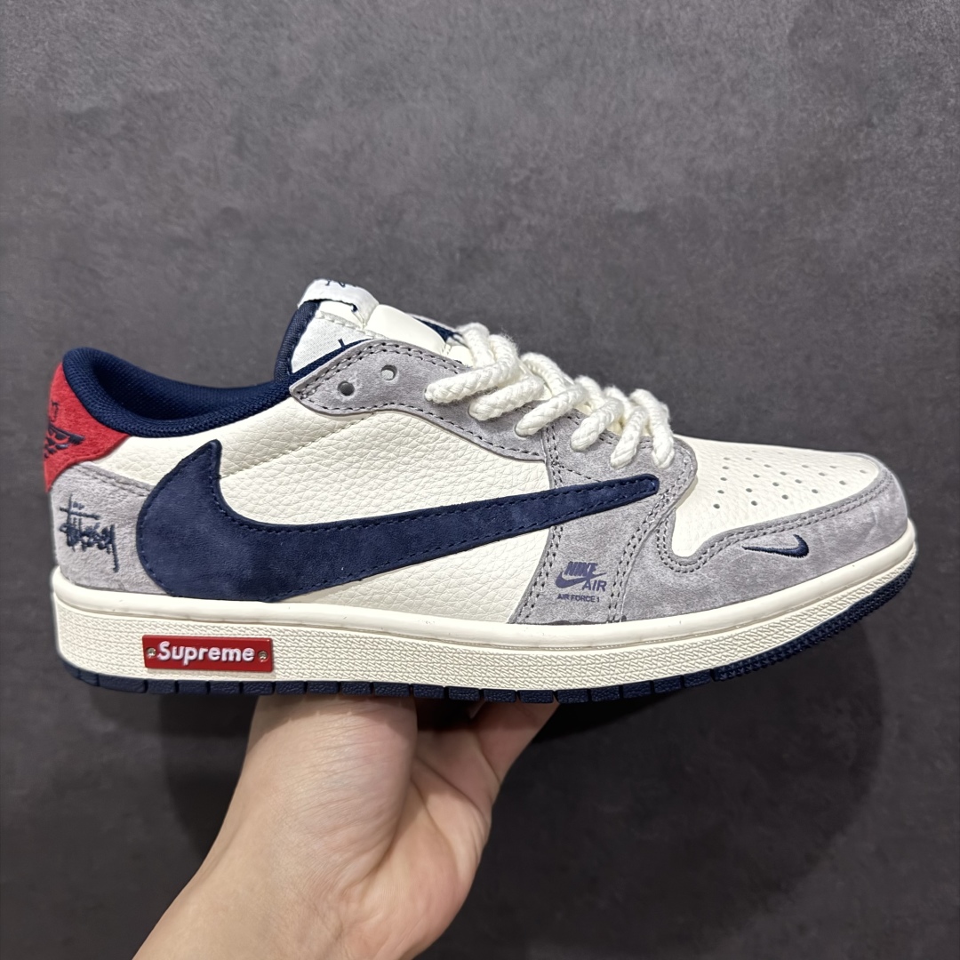 【定制版】Travis Scott x Fragment Design x Air Jordan 1 Low OG SP AJ1 乔1 斯图西Supreme联名 蓝红灰猪八 低帮文化休闲板鞋 SJ2068-141rn#多方联名合作融合了Travis Scott 独特的音乐风格，藤原浩个性的设计风格以及Jordan品牌的经典元素 使其成为一双具有独特身份和价值的鞋子 清新而立体的外观加上联名标识更突出了其独特身份 这种配色方案显示出活力和时尚感 在视觉上引人注目  鞋身的质感和细腻的细节处理使其显得高端而格调十足  这款“倒钩”联名是设计与创意完美结合  融合多方的个性风格是一款备受瞩目的潮流鞋款r 尺码：36 36.5 37.5 38 38.5 39 40 40.5 41 42 42.5 43 44 44.5 45 编码：HXS320340-莆田鞋批发中心