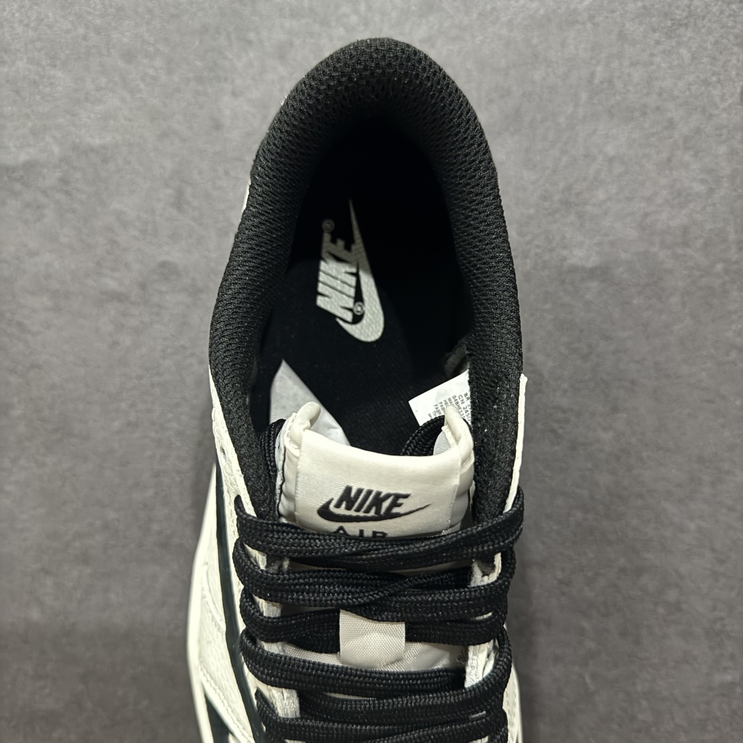 图片[7]-【定制版】Travis Scott x Fragment Design x Air Jordan 1 Low OG SP AJ1 乔1 Off-White联名 百搭黑白 蓝红灰猪八 低帮文化休闲板鞋 DM7866-065rn#多方联名合作融合了Travis Scott 独特的音乐风格，藤原浩个性的设计风格以及Jordan品牌的经典元素 使其成为一双具有独特身份和价值的鞋子 清新而立体的外观加上联名标识更突出了其独特身份 这种配色方案显示出活力和时尚感 在视觉上引人注目  鞋身的质感和细腻的细节处理使其显得高端而格调十足  这款“倒钩”联名是设计与创意完美结合  融合多方的个性风格是一款备受瞩目的潮流鞋款r 尺码：36 36.5 37.5 38 38.5 39 40 40.5 41 42 42.5 43 44 44.5 45  编码：HXS340360-莆田鞋批发中心