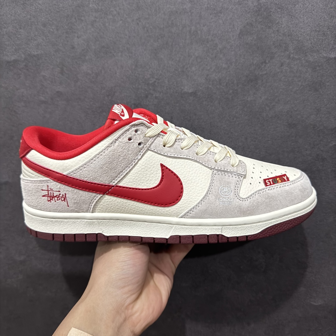 【定制版】Nk SB Dunk Low 斯图西联名 猪八红勾 周年高端定制 低帮休闲板鞋 KK1333-021rn#定制鞋盒 大厂纯原品质出货 超高清洁度 皮料切割干净无任何毛边 细节完美 r 尺码：36 36.5 37.5 38 38.5 39 40 40.5 41 42 42.5 43 44 44.5 45  编码：HXS320340-莆田鞋批发中心