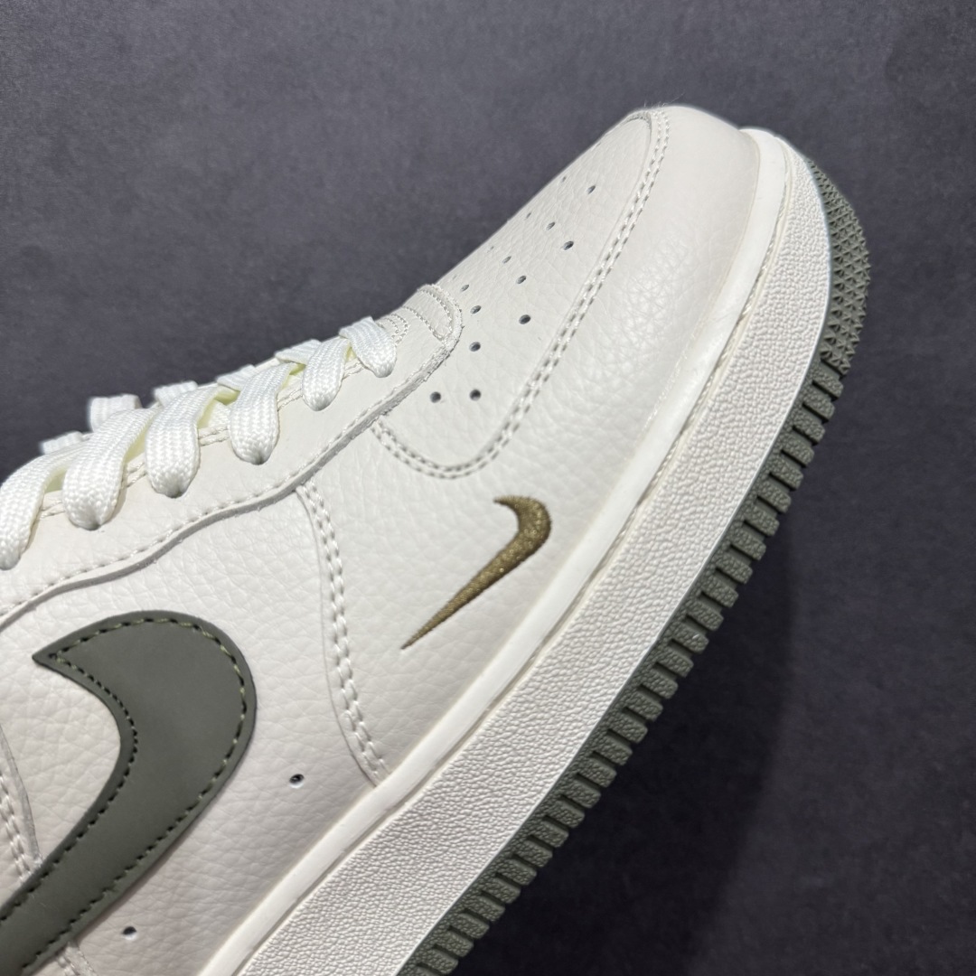 图片[5]-【定制版】海外限量发售NIke Air Force 1 \’07 Low “鬼脸联名–米白绿勾”空军一号 低帮 运动鞋 休闲鞋 折边针车 工艺难度大 原楦头原纸板 原装鞋盒 定制五金配件 内置全掌气垫 原厂鞋底货号：DF0180-007 Size：36 36.5 37.5 38 38.5 39 40 40.5 41 42 42.5 43 44 44.5 45 编码：HXS310320-莆田鞋批发中心