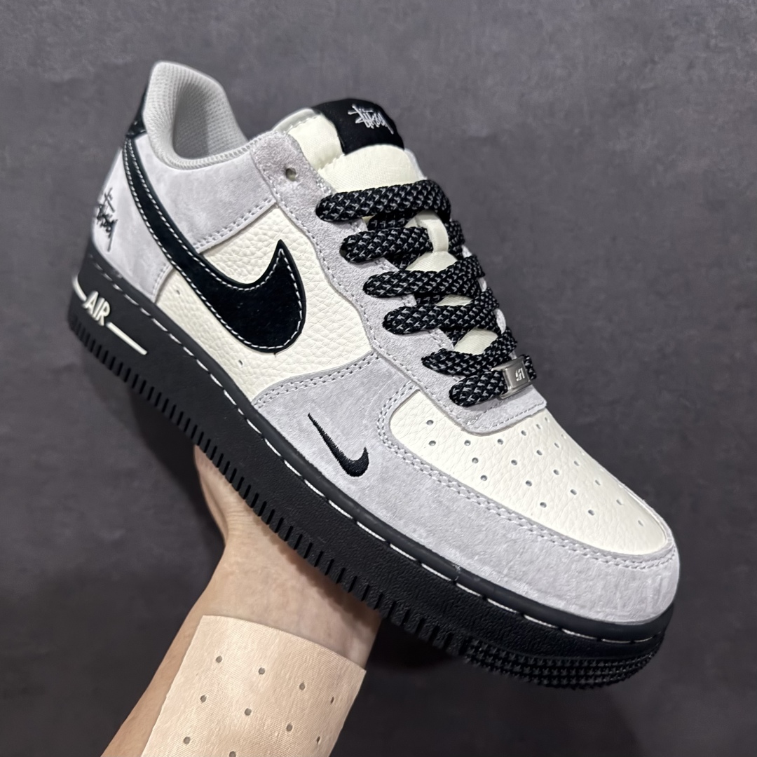 图片[3]-【公司级】海外限量发售NIke Air Force 1 \’07 Low “斯图西联名–全黑底”空军一号 低帮 运动鞋 休闲鞋 折边针车 工艺难度大 原楦头原纸板 原装鞋盒 定制五金配件 内置全掌气垫 原厂鞋底货号：XZ6188-195 Size：36 36.5 37.5 38 38.5 39 40 40.5 41 42 42.5 43 44 44.5 45 编码：HXS310320-莆田鞋批发中心