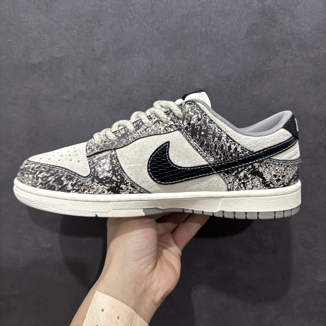 图片[2]-【定制版】Nk SB Dunk Low 蛇年系列 蛇鳞黑勾 高端定制 低帮休闲板鞋 YX5066-272rn#定制鞋盒 大厂纯原品质出货 超高清洁度 皮料切割干净无任何毛边 细节完美 r 尺码：36 36.5 37.5 38 38.5 39 40 40.5 41 42 42.5 43 44 44.5 45 编码：HXS320340-莆田鞋批发中心