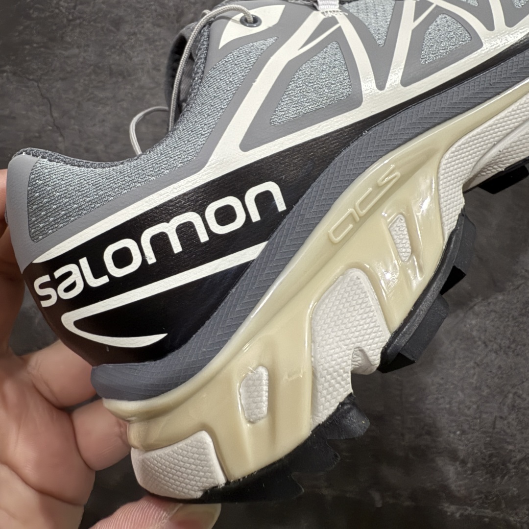 图片[3]-【PK版】 Salomon XT-6 Expanse 一代元祖灰n萨洛蒙复古潮流户外机能登山跑鞋纯原外贸平台特供订单耗时半年巨作 全套原纸板楦头开发原厂特供网布配套加持 确保原汁原味n完美呈现版型 原档数据独家私模五层组合大底原装Ortholite轻量化鞋垫 中底布带钢印编号原厂TPU锁扣 进口港宝加持后跟自然饱满 还原公司包裹性鞋面以“锯齿”状的包裹系统呈现在基色底之下加入了各种色点缀将公司的最新技术和时尚前卫的造型融入耐用的长跑款式中鞋面由 TPU 薄膜制成 并焊接在高耐磨网眼上 使其既时尚又坚固 由 ACS底盘支撑 可增强稳定性和支撑力 以及由橡胶凸耳 Contragrip外底覆盖的 EVA 缓冲中底 旨在应对崎岖的地形 鞋舌上的彩色Salomon 标签、Quicklace 系统以及鞋头、鞋舌和鞋跟上的附加品牌使细节更加完美 让穿着者可以轻松驾驭户外与通勤下的任何运动生活场景 无缝鞋身户外随意纵横 颜值与脚感兼备 出街通勤 绝对非常吸睛 你值得拥有 尺码：36 36.5 37.5 38 38.5 39 40 40.5 41 42 42.5 43 44 44.5 45  编码：J310340-莆田鞋批发中心