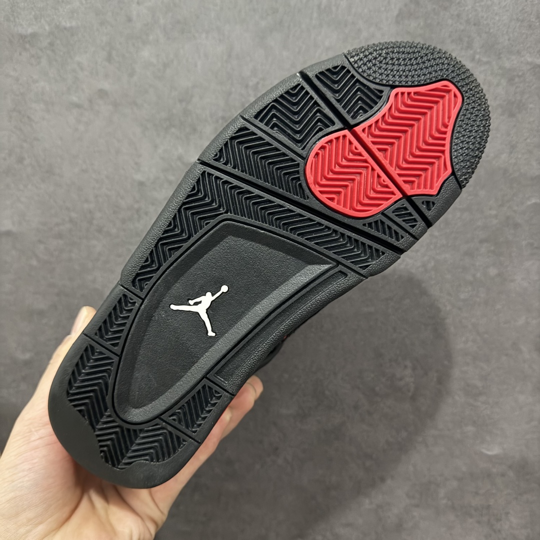 图片[9]-【头层跑量版】Air Jordan AJ4 Retro 系列n区分市面的各种假特价n全头层皮料 大底有正确刷漆n真材实料 做工扎实 拒绝劣质品质n原纸板楦头开发 完美鞋型 鞋柜必备鞋款 终端现货供应品质可见 真正好货福利白菜价💪🏻 尺码：40-46含半码 编码：WE260280-莆田鞋批发中心