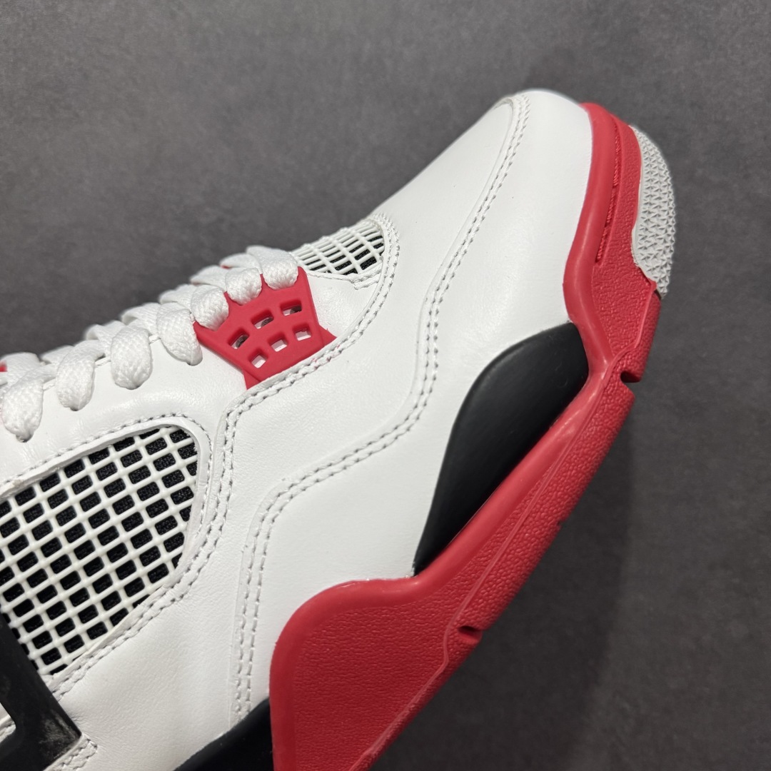 图片[5]-【头层跑量版】Air Jordan AJ4 Retro 系列n区分市面的各种假特价n全头层皮料 大底有正确刷漆n真材实料 做工扎实 拒绝劣质品质n原纸板楦头开发 完美鞋型 鞋柜必备鞋款 终端现货供应品质可见 真正好货福利白菜价💪🏻 尺码：40-46含半码 编码：WE260280-莆田鞋批发中心