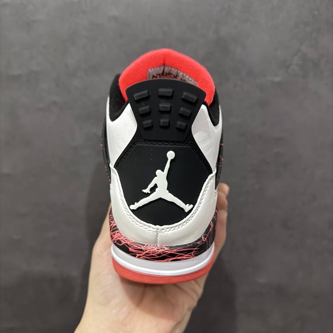 图片[4]-【头层跑量版】Air Jordan AJ4 Retro 系列n区分市面的各种假特价n全头层皮料 大底有正确刷漆n真材实料 做工扎实 拒绝劣质品质n原纸板楦头开发 完美鞋型 鞋柜必备鞋款 终端现货供应品质可见 真正好货福利白菜价💪🏻 尺码：40-46含半码 编码：WE260280-莆田鞋批发中心