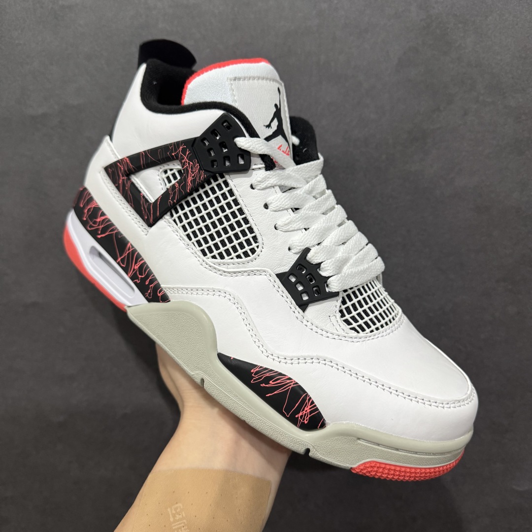 图片[3]-【头层跑量版】Air Jordan AJ4 Retro 系列n区分市面的各种假特价n全头层皮料 大底有正确刷漆n真材实料 做工扎实 拒绝劣质品质n原纸板楦头开发 完美鞋型 鞋柜必备鞋款 终端现货供应品质可见 真正好货福利白菜价💪🏻 尺码：40-46含半码 编码：WE260280-莆田鞋批发中心