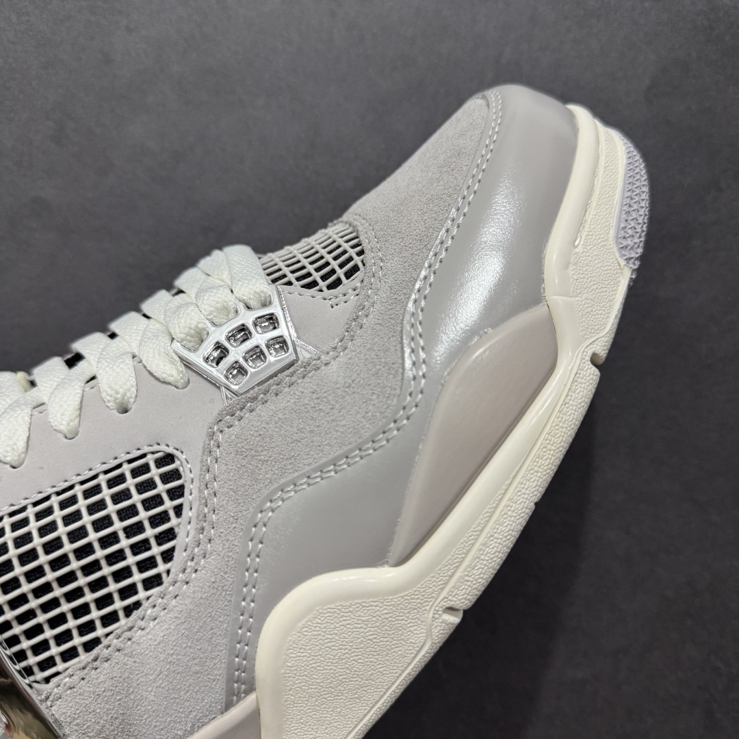 图片[5]-【头层跑量版】Air Jordan AJ4 Retro 系列n区分市面的各种假特价n全头层皮料 大底有正确刷漆n真材实料 做工扎实 拒绝劣质品质n原纸板楦头开发 完美鞋型 鞋柜必备鞋款 终端现货供应品质可见 真正好货福利白菜价💪🏻 尺码：40-46含半码 编码：WE260280-莆田鞋批发中心