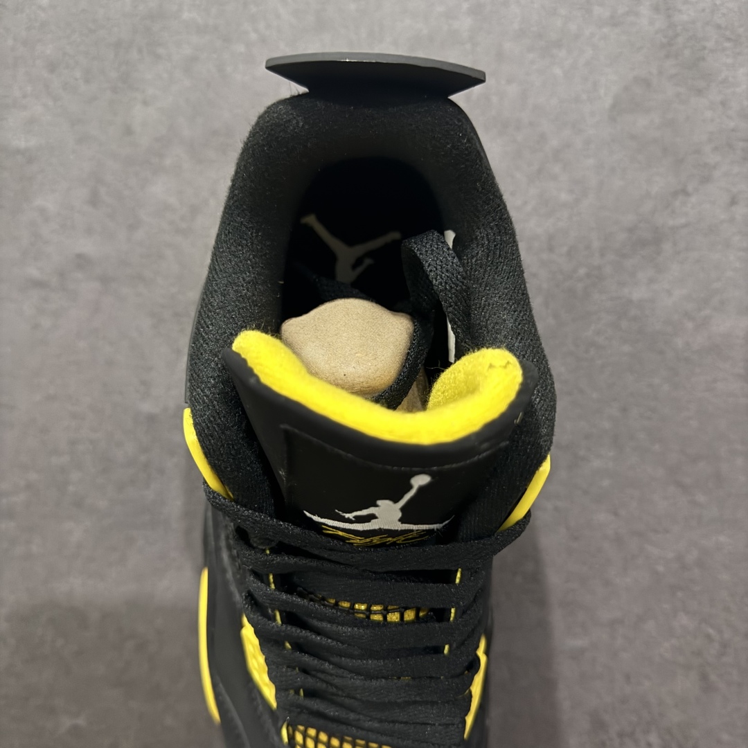 图片[7]-【头层跑量版】Air Jordan AJ4 Retro 系列n区分市面的各种假特价n全头层皮料 大底有正确刷漆n真材实料 做工扎实 拒绝劣质品质n原纸板楦头开发 完美鞋型 鞋柜必备鞋款 终端现货供应品质可见 真正好货福利白菜价💪🏻 尺码：40-46含半码 编码：WE260280-莆田鞋批发中心