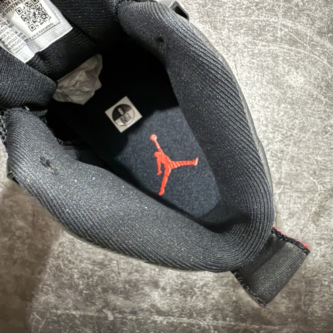 图片[9]-【TK至尊版】Air Jordan AJ12 Retro 潮流 中帮 复古篮球鞋 黑红 CT8013-002nn一比一原厂皮 最正确的版型鞋盒 鞋盒标 芯片 更多12代的配色陆续出齐真真的做到市场12代天花板 国外强烈推荐版本外贸混卖专供品质国内专业外贸AJ大厂出品原厂楦头纸板 原厂皮料打造 原厂真碳板 内置气垫  尺码：40 40.5 41 42 42.5 43 44 44.5 45 46 47.5 编码：ZG480520-莆田鞋批发中心