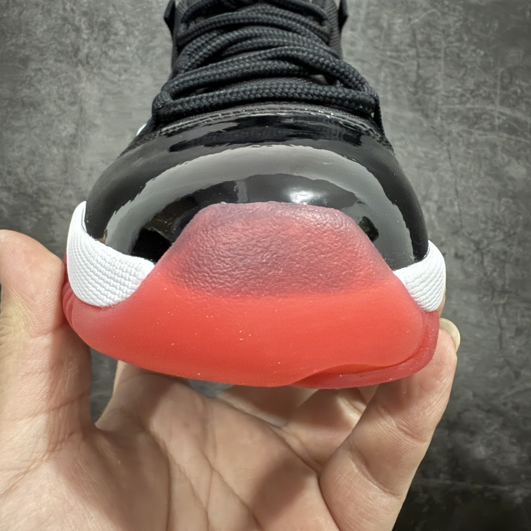 图片[5]-【纯原外贸版本】乔丹11代 Air Jordan 11 Low Bred AJ11黑红2025 低帮nn纯原大厂出品 正确纯原鞋标n官方即将发售 原楦原材料打造n正确黑碳板 原厂牛津布➕原厂漆皮 货号 FV5104-006nSize 40-47.5 编码：X10380420-莆田鞋批发中心