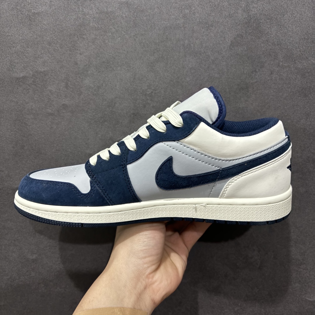 图片[2]-【定制版】Air Jordan 1 Low AJ1 乔1 闪电联名-米白灰蓝 高端定制 低帮复古篮球鞋rn#定制鞋盒 大厂纯原品质出货 超高清洁度 皮料切割干净无任何毛边 细节完美 r 货号：DC2024-026 尺码：36 36.5 37.5 38 38.5 39 40 40.5 41 42 42.5 43 44 44.5 45  编码：HXS260280-莆田鞋批发中心