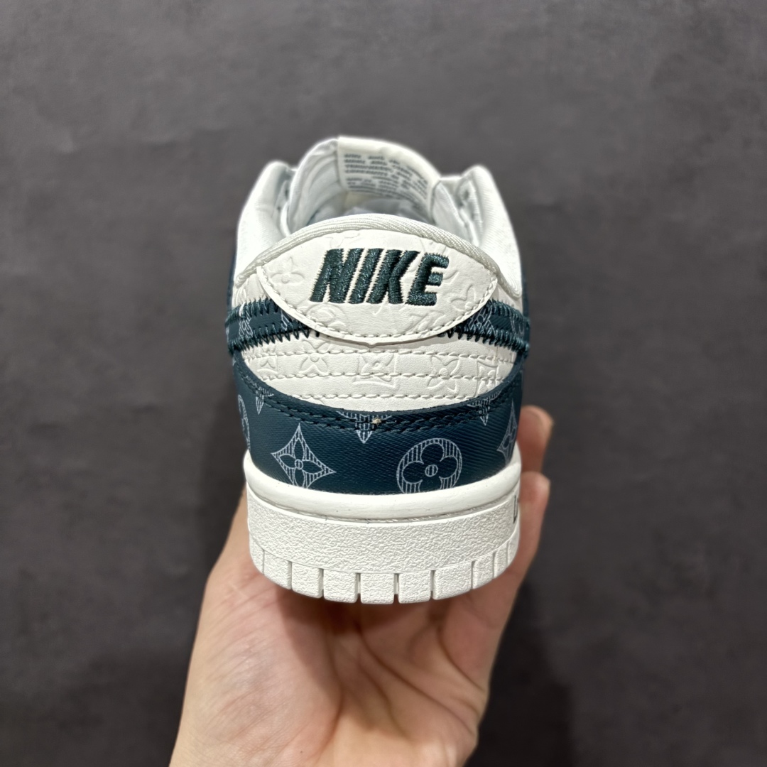 图片[4]-【定制版】Nk SB Dunk Low LV联名-深蓝印花 周年高端定制 低帮休闲板鞋n#定制鞋盒 大厂纯原品质出货 超高清洁度 皮料切割干净无任何毛边 细节完美货号：DQ1098-363 尺码：36 36.5 37.5 38 38.5 39 40 40.5 41 42 42.5 43 44 44.5 45 编码：HXS280300-莆田鞋批发中心