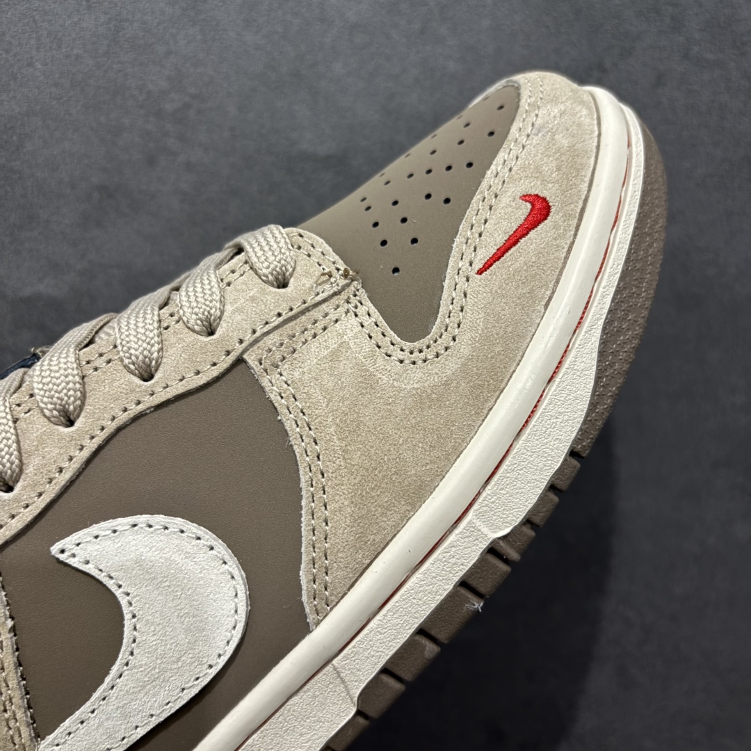 图片[5]-【定制版】Nk SB Dunk Low Supreme联名蛇年限定 鹿褐猪八 周年高端定制 低帮休闲板鞋 AG3702-851rn#定制鞋盒 大厂纯原品质出货 超高清洁度 皮料切割干净无任何毛边 细节完美 r 尺码：36 36.5 37.5 38 38.5 39 40 40.5 41 42 42.5 43 44 44.5 45  编码：HXS320340-莆田鞋批发中心