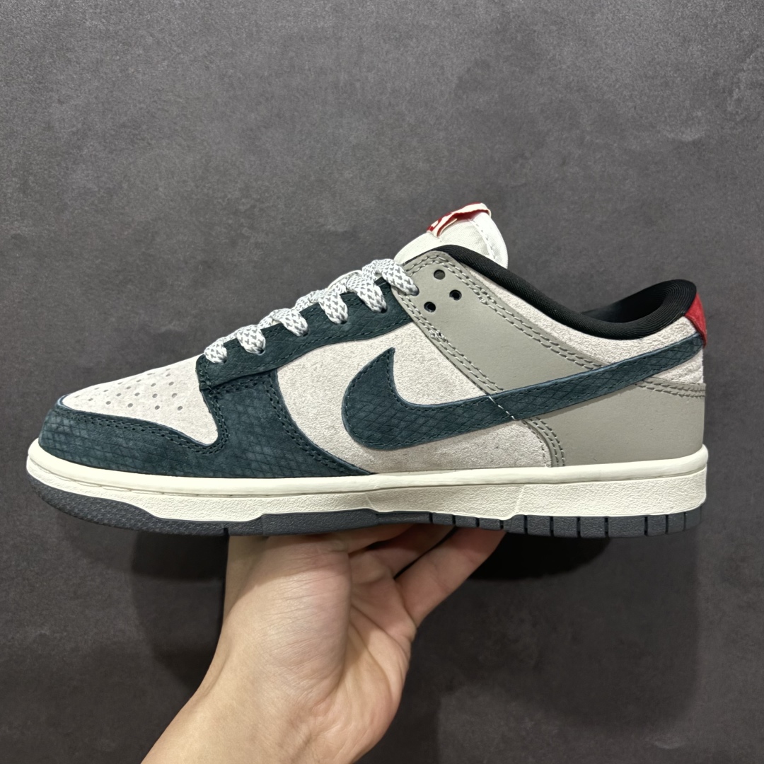 图片[2]-【定制版】Nk SB Dunk Low 蛇年联名 猪八藏蓝勾 周年高端定制 低帮休闲板鞋 LW1818-109rn#定制鞋盒 大厂纯原品质出货 超高清洁度 皮料切割干净无任何毛边 细节完美 r 尺码：36 36.5 37.5 38 38.5 39 40 40.5 41 42 42.5 43 44 44.5 45  编码：HXS320340-莆田鞋批发中心