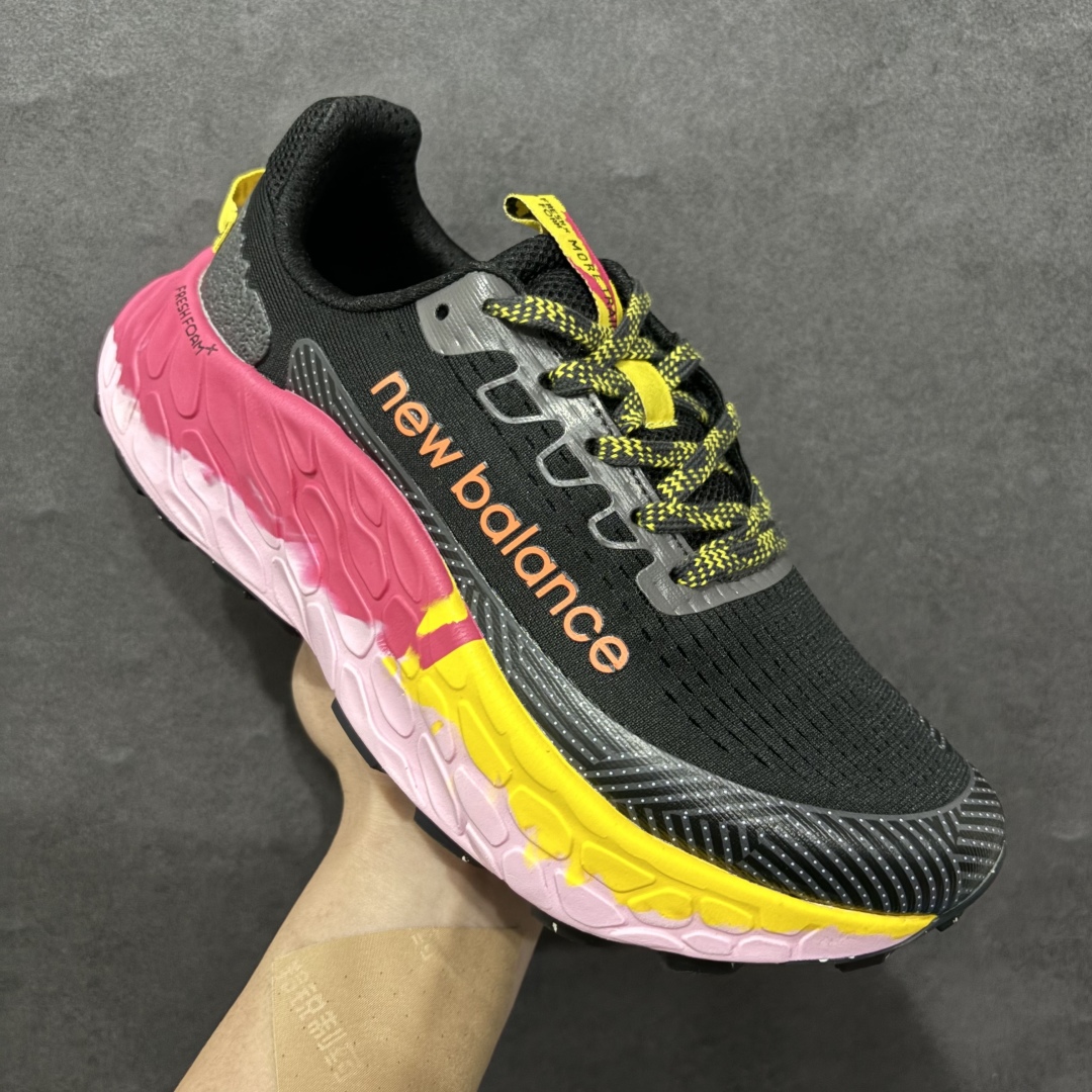 图片[3]-【公司级】New Balance NB Fresh Foam X More V3TDS 耐磨防滑低帮跑步鞋 WTMORAK3rn鞋头出色设计 塑就出众贴合感 后跟采用了舒适柔软的材料制成 赋予脚踝舒适体验 耐磨材质辅以防滑纹路 抓地力强劲！r 尺码：36 37 37.5 38 38.5 39 40 40.5 41 42 42.5 43 44 45  编码：WE230250-莆田鞋批发中心