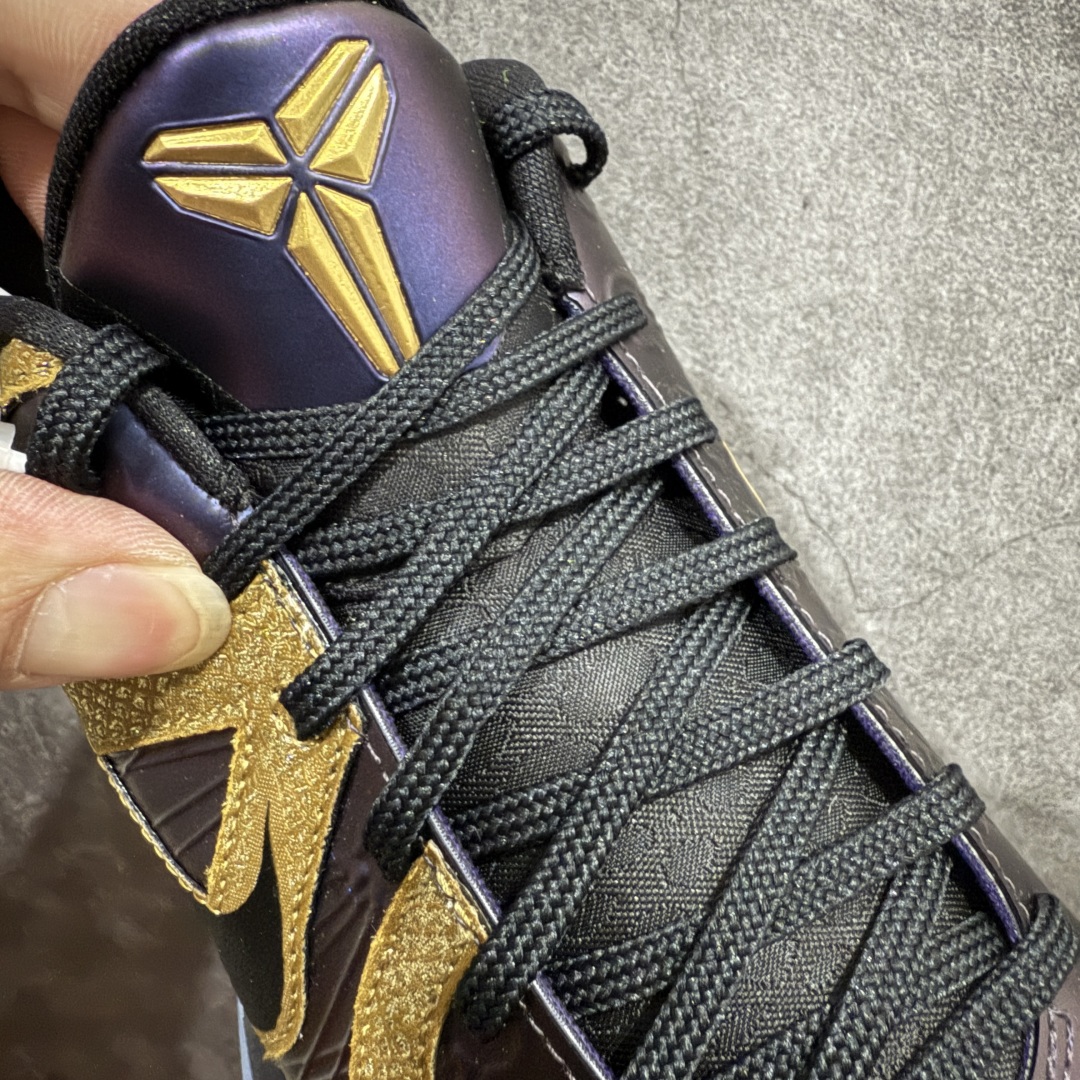 图片[5]-【灭世纯原版】NK Kobe 5 Protro\”Year of the Mamba\” 科比五代 蛇年 黑紫金 IB4481-500n灭世海外球员版 搭载最高工艺标准 版型 外观 细节 用料 不同于市场主流货品 拒绝杀猪套牌纯原套路 欢迎对比品鉴外观升级点：鞋头冲孔 后跟海绵填充 飞线质感 碳板纹理 纸板对位 悉数升级对标ZP用料升级点：前掌气垫➕后掌马蹄zoom（增配）澎湃脚感 完美解决正品后掌泡棉衰减问题版型尺码升级：海外球员版 前掌包裹提升 尺码增加US13 47.5码 适配 职业球员 灭世纯原海外球员版『质 价 比』拉满 拳打杀猪纯原 脚踢一眼假通货 高端外贸渠道口碑爆炸SIZE：39 40 40.5 41 42 42.5 43 44 44.5 45 46 47.5 编码：KJ380400-莆田鞋批发中心