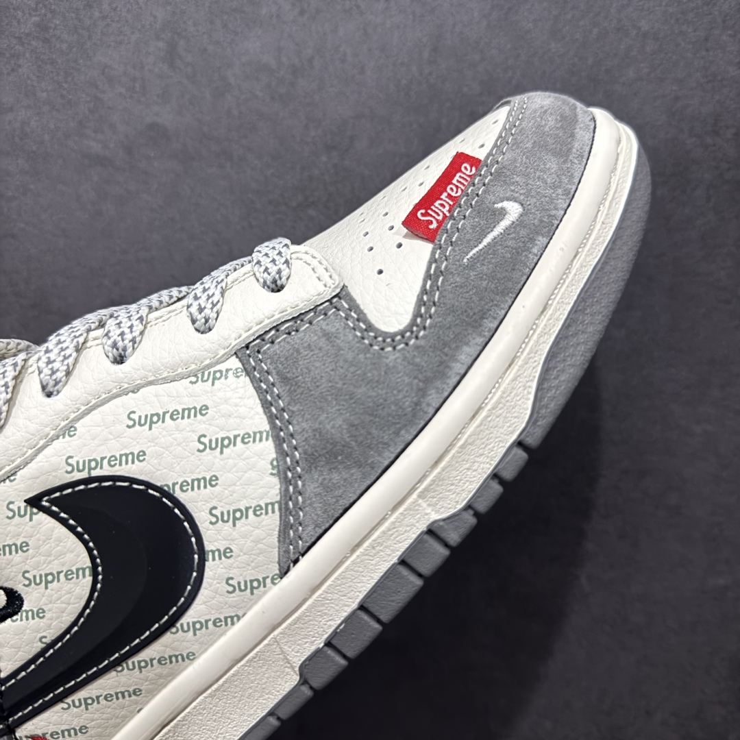 图片[5]-【定制版】Nike SB Dunk Low x Supreme 蛇年限定 白灰红三小钩满天星n纯原大厂出品 极力推荐n原装头层材料 独家版型蒸餾加工n帶來的是更好的视觉和脚感体验n大厂纯原品质出货 清洁度 电绣工艺皮料切割干净无任何毛边 细节完美 官方货号：FC1688 208 尺码：36 36.5 37.5 38 38.5 39 40 40.5 41 42 42.5 43 44 44.5 45  编码：HXS320340-莆田鞋批发中心