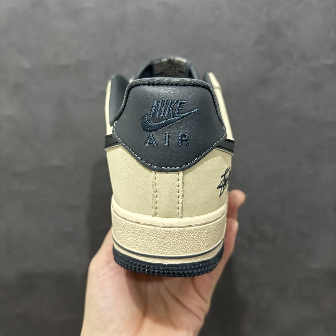 图片[4]-【公司级】Nike Air Force 1 Low 07 x Stussy 棕灰小钩n原楦头原纸板 打造纯正低帮空军版型 专注外贸渠道 全掌内置蜂窝气垫原盒配件 原厂中底钢印、拉帮完美官方货号：KK1988 033 Size：36 36.5 37.5 38 38.5 39 40 40.5 41 42 42.5 43 44 44.5 45 编码：HXS310320-莆田鞋批发中心