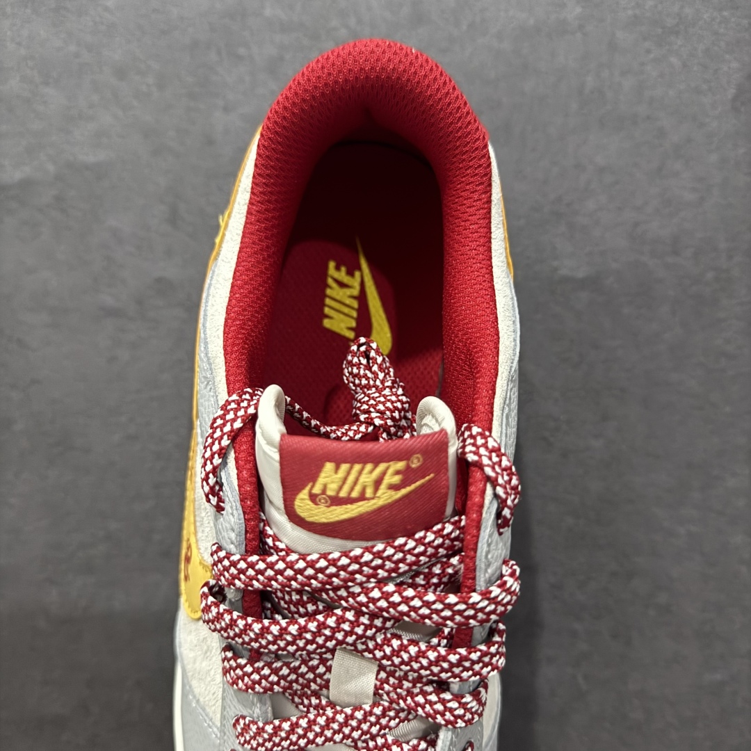 图片[7]-【定制版】Nike SB Dunk Low x The North Face 蛇年限定 米灰红小钩满天星n纯原大厂出品 极力推荐n原装头层材料 独家版型蒸餾加工n帶來的是更好的视觉和脚感体验n大厂纯原品质出货 清洁度 电绣工艺皮料切割干净无任何毛边 细节完美 官方货号：DJ2024 079 尺码：36 36.5 37.5 38 38.5 39 40 40.5 41 42 42.5 43 44 44.5 45  编码：HXS340360-莆田鞋批发中心