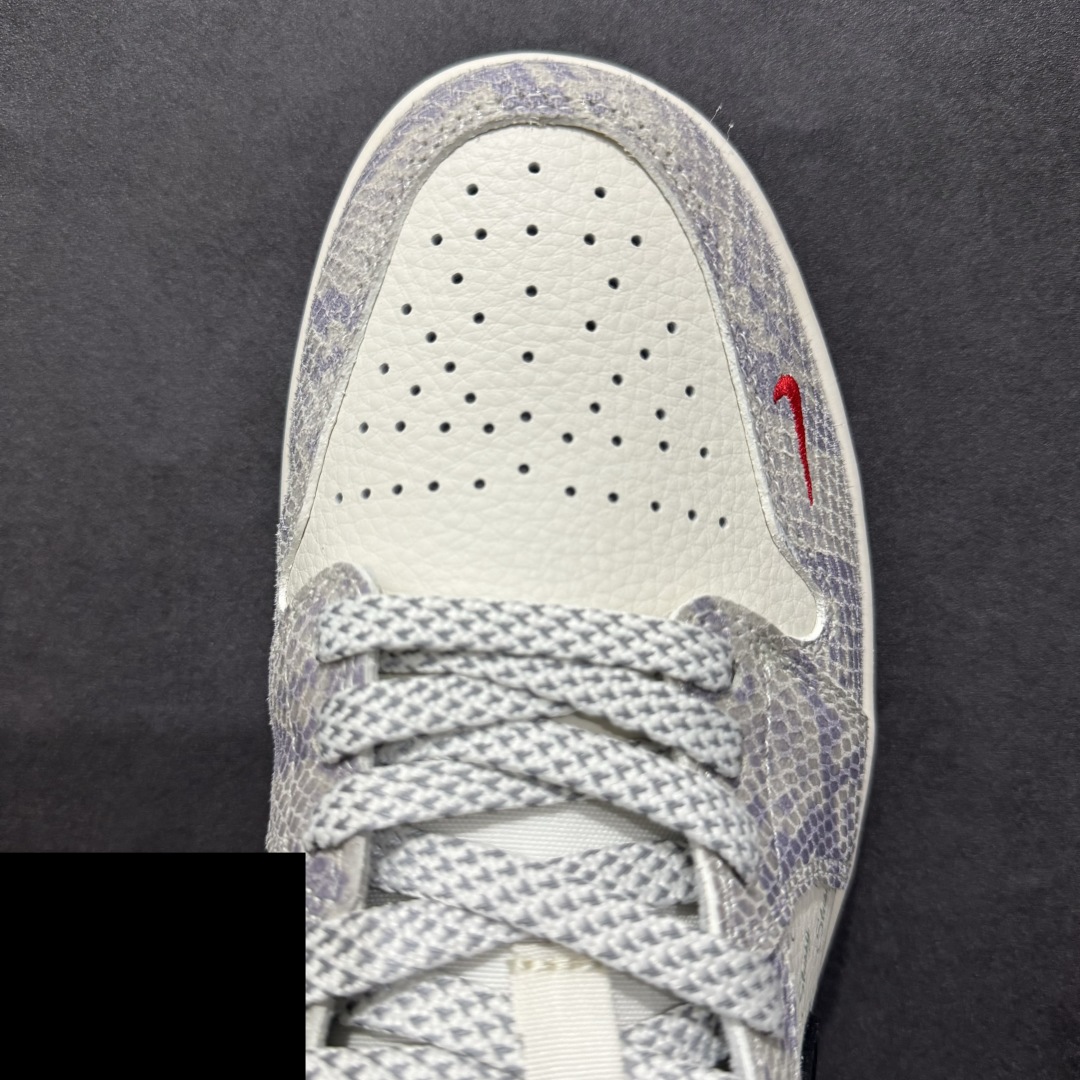 图片[8]-【定制版】Air Jordan 1 Retro Low x Stussy 蛇年限定 白紫蟒纹小钩满天星n官方同步新色 原装级产物n拒绝公底 立体鞋型 细节完美 高清洁度购置公司同步原材料 原汁原味 忠于原版 货号：FC1688 201n码数：36 36.5 37.5 38 38.5 39 40 40.5 41 42 42.5 43 44 44.5 45 编码：HXS320340-莆田鞋批发中心