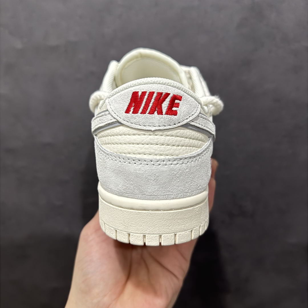 图片[4]-【定制版】Nk SB Dunk Low Supreme联名 浅灰抽绳 周年高端定制 低帮休闲板鞋rn#定制鞋盒 大厂纯原品质出货 超高清洁度 皮料切割干净无任何毛边 细节完美 r 货号：XX3168-109 尺码：36 36.5 37.5 38 38.5 39 40 40.5 41 42 42.5 43 44 44.5 45 编码：HXS340360-莆田鞋批发中心