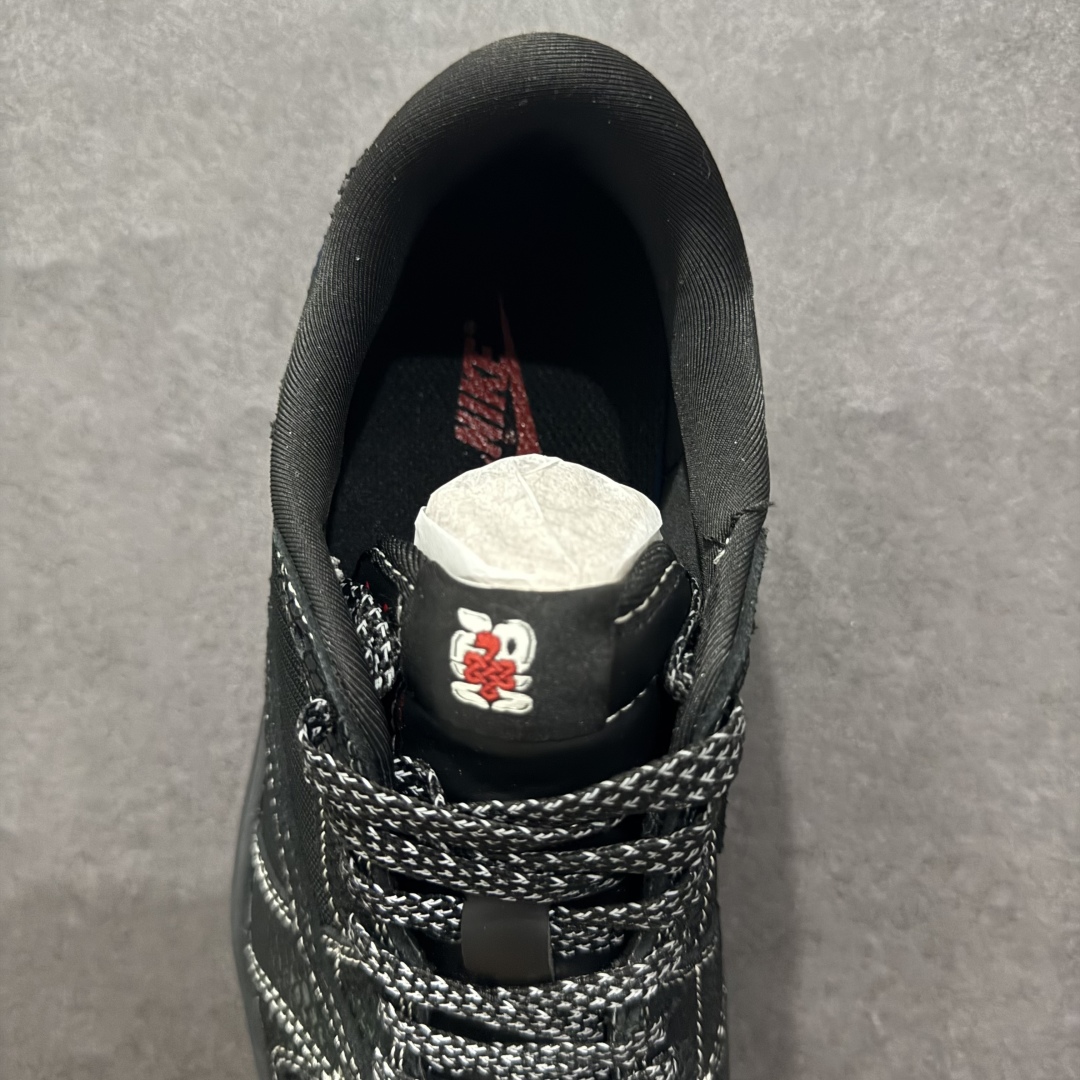 图片[7]-【定制版】Travis Scott x Nike Air Jordan 1 Low 蛇年限定nAir Jordan 1 Low 反转黑满天星倒钩 纯原版本n全鞋采用原装头层皮，用料扎实 精雕细琢n鞋型极致还原 飞翼3D打印改良 深度立体四线中底拉帮皮料选材 钢印 背胶一应俱全 全新批次 原装原模大底全鞋原厂定制皮料，手感细腻正确折边工艺 完美细节诠释 官方货号：CH6336 018 Size：36 36.5 37.5 38 38.5 39 40 40.5 41 42 42.5 43 44 44.5 45 编码：HXS340360-莆田鞋批发中心